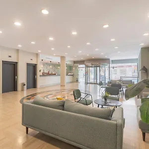 https://hotel-calabahia.es-andalucia.com